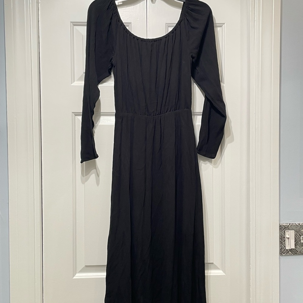 WAYF Dress Women’s XS Midi Off Shoulder Gauzy Pullover Black Side Slit NWT - Picture 9 of 10
